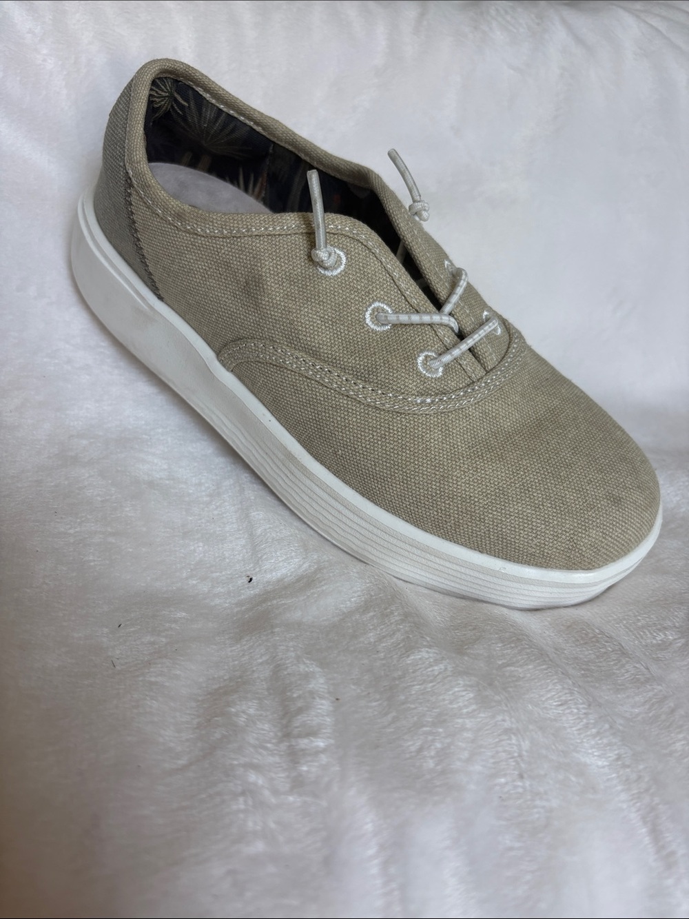 NWOT youth Hey Dude sneakers